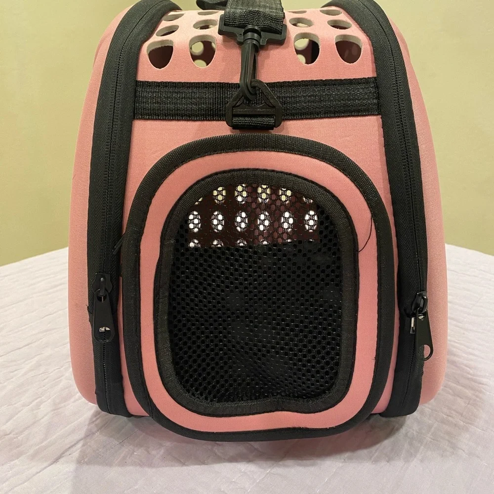 Pet carrier for dogs and cats